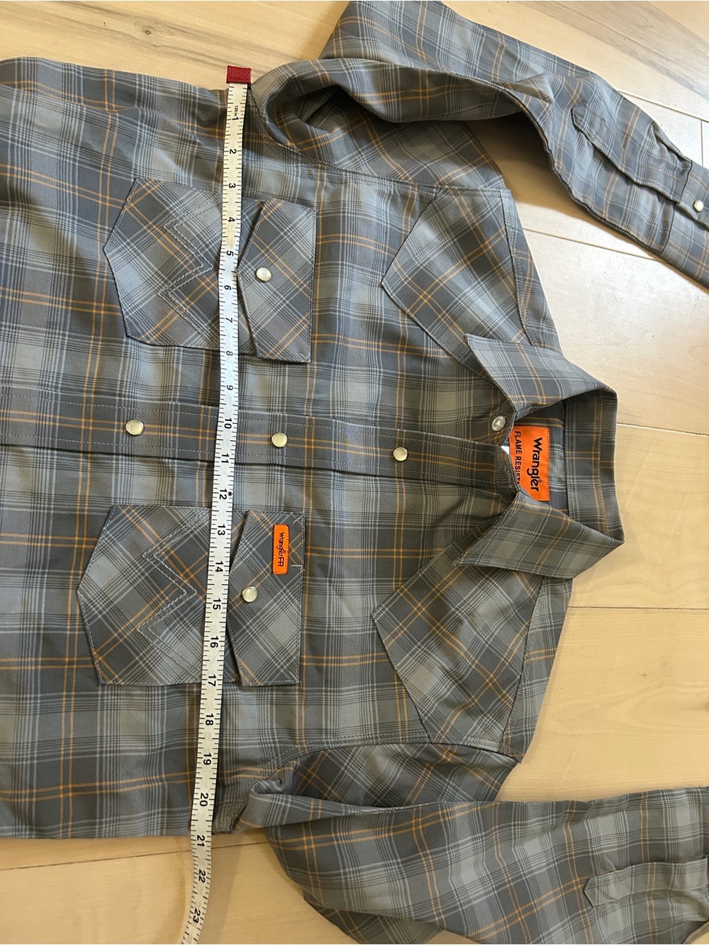 Wrangler Men's Flame Resistant Plaid Western Long Sleeve Snap Front Top Small - Picture 7 of 15